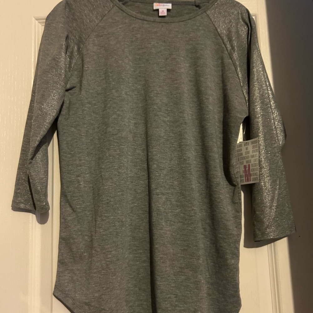 NWT LuLaRoe Elegant Randy Top Gray Silver Shimmer Bling Medium New